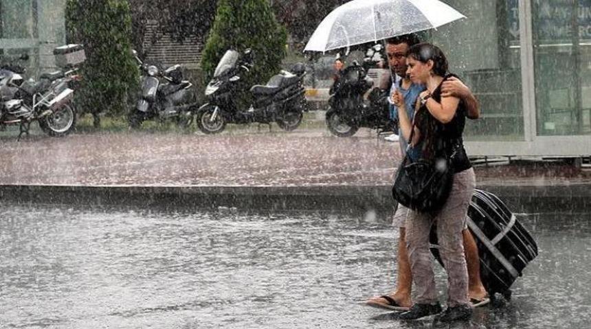 Meteoroloji a&ccedil;ıkladı: Yağmur geliyor
