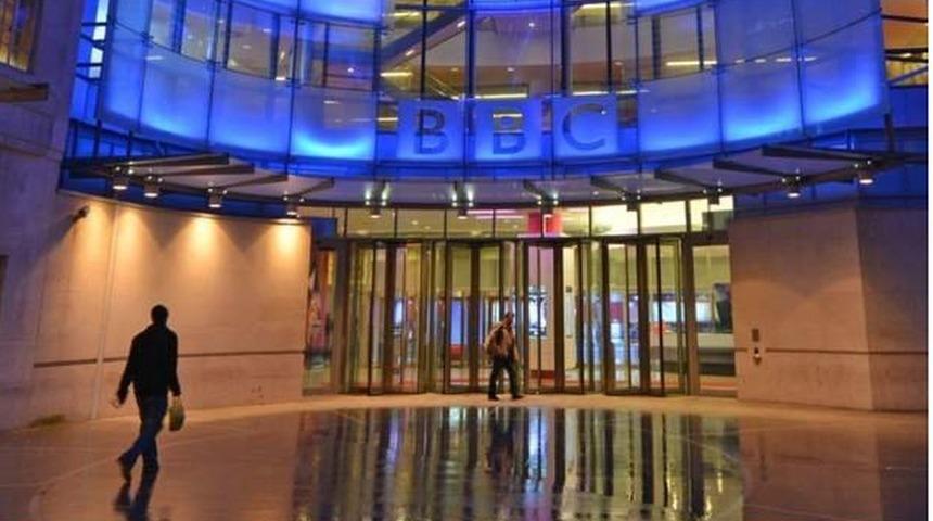 Rusya'nın Ukrayna'yı işgali: BBC Rusça Servisi dahil bazı haber sitelerine Rusya'da erişim engeli