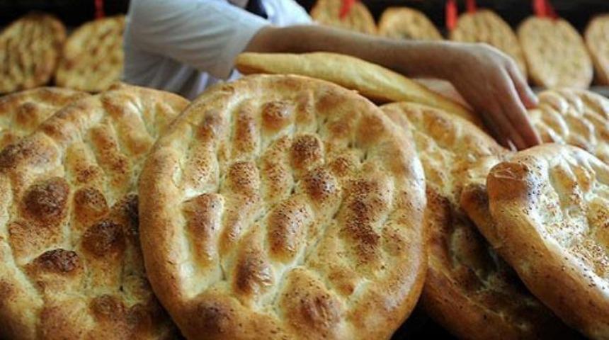 Pide sırasında k&uuml;&ccedil;&uuml;k bir servet &ccedil;aldırdı