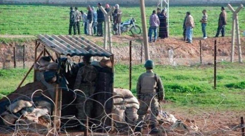 Sınırda 1000 kişiyle ka&ccedil;ak&ccedil;ılık: 1 kişi &ouml;ld&uuml;