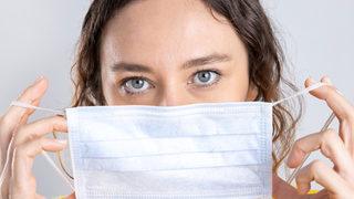 Son günlerde vaka sayıları patladı! Sizde de maskne olabilir