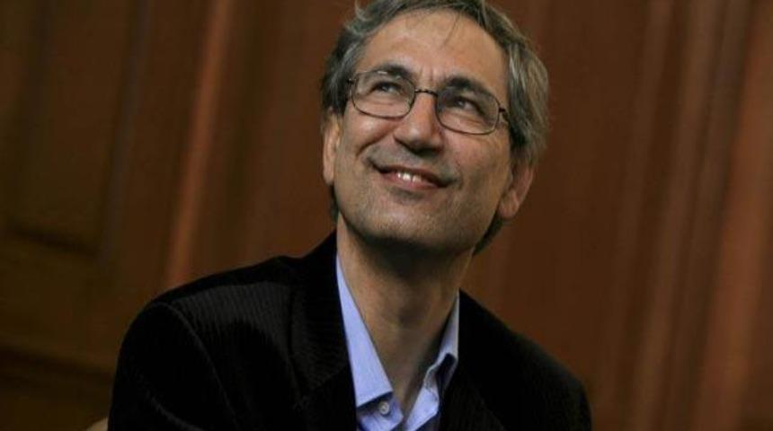 Orhan Pamuk: Dürüst olanın hükümeti eleştirmemesi olanaksız