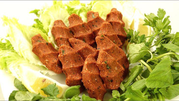 Yok böyle bir lezzet! Ağızları sulandıran tarif: Çiğ köfte nasıl yapılır? Çiğ köfte malzemeleri nelerdir? İşte çiğ köfte yapmanın püf noktaları... G5