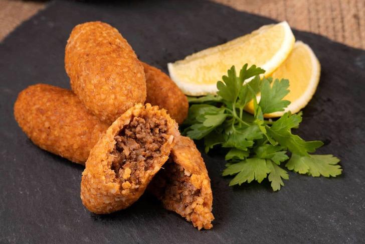 Yöresel tat arayanlar sakın kaçırmasın! İştah kabartan Oruk içli köfte nasıl yapılır? Oruk içli köfte malzemeleri nelerdir? İşte oruk içli köfte yapmanın püf noktaları... G3