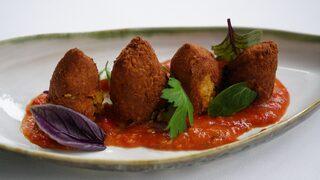 Yöresel tat arayanlar sakın kaçırmasın! İştah kabartan Oruk içli köfte nasıl yapılır? Oruk içli köfte malzemeleri nelerdir? İşte oruk içli köfte yapmanın püf noktaları...