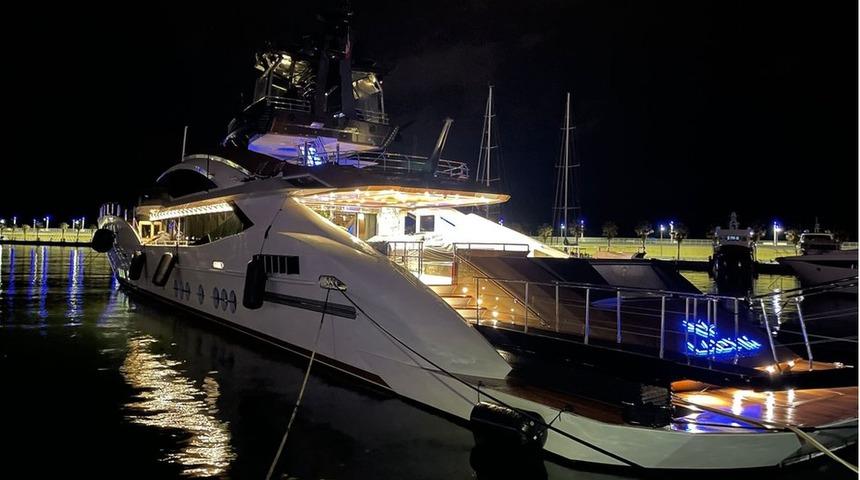 İtalya, Rus oligarkların 115 milyon euro değerinde iki yatına el koydu