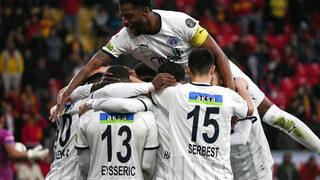 Kasımpaşa'da Muleka şov yaptı, Göztepe darmaduman oldu...