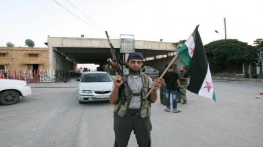 Suriyeli muhalifler saf değiştiriyor