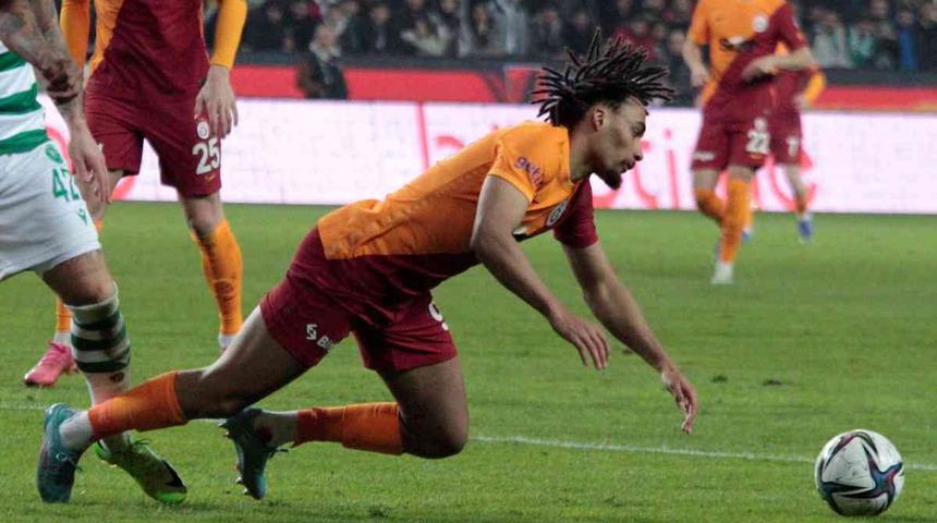 Galatasaray'da Sacha Boey kendini savundu! ''Sorun savunmada değil''