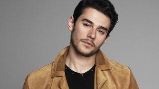 Cem Belevi kimdir, aslen nereli? Şarkıcı Cem Belevi İrem Derici ile aşk mı yaşıyor? Cem Belevi kaç yaşında?