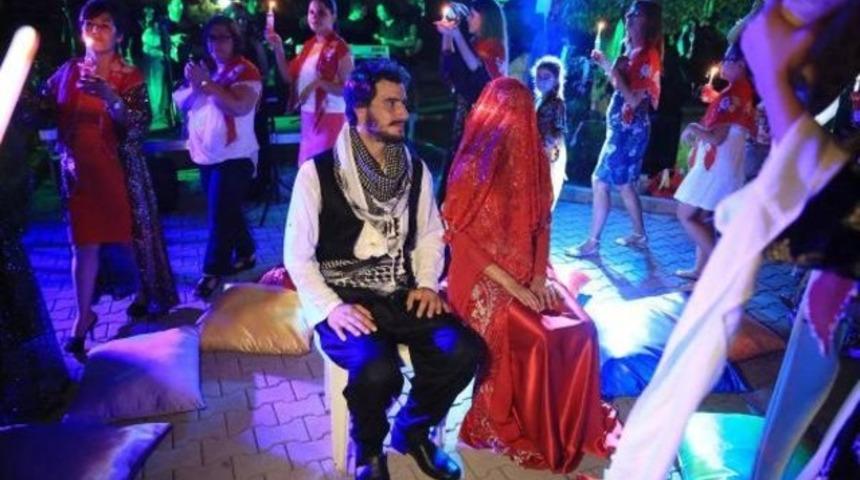 Fransız damada T&uuml;rk usul&uuml; d&uuml;ğ&uuml;n