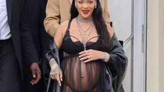 Rihanna hamile stiliyle ezber bozuyor! Bu sefer de tulum giyip...