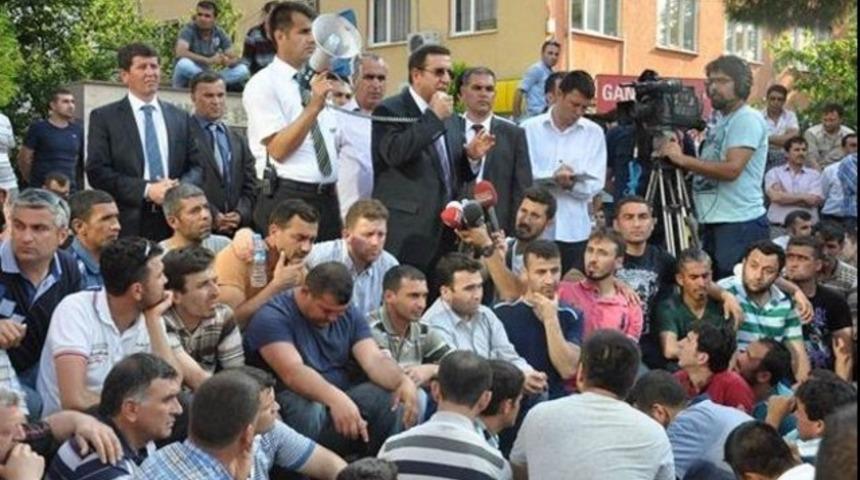 Soma'da kaymakam s&ouml;z verdi iş&ccedil;iler dağıldı