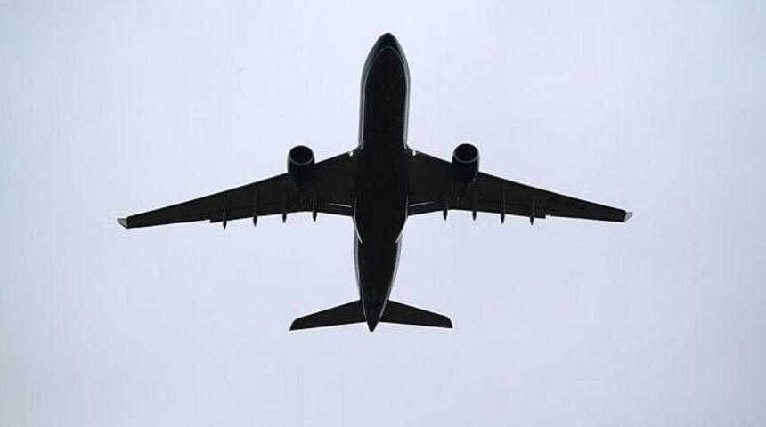 Uçaklardaki elektronik yasağı kaldırıldı!