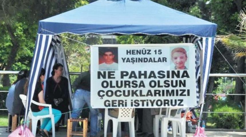 U&ccedil;akay: Demirtaş'ın &ccedil;ocuğu Amerika'da benim kardeşim niye dağda?