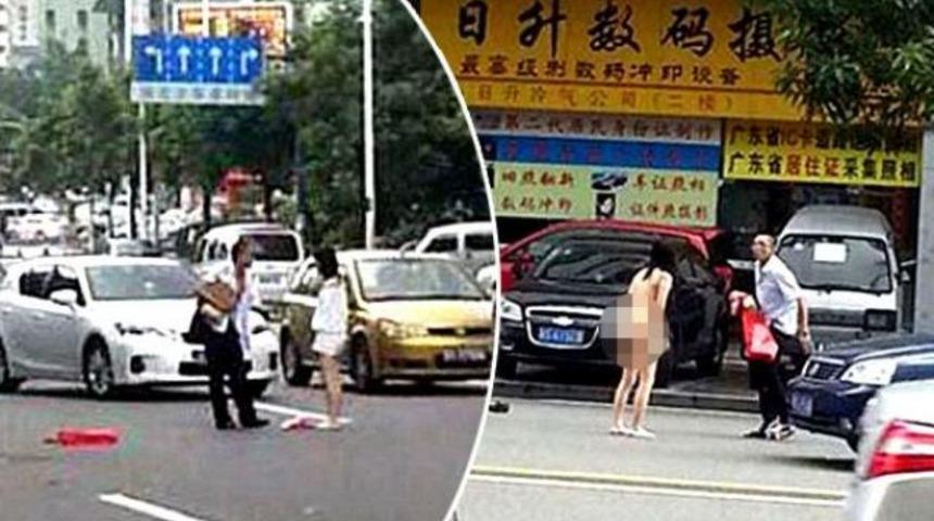 Sokak ortasında soyundular