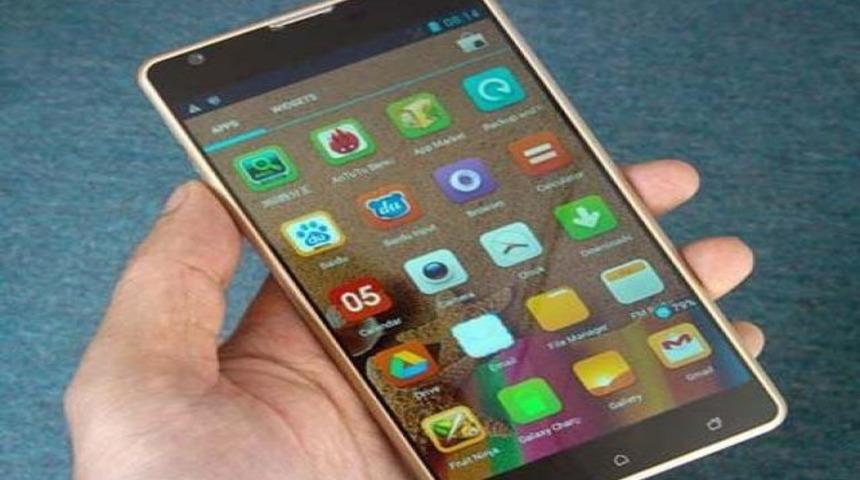 99 dolarlık altın renkli android telefon