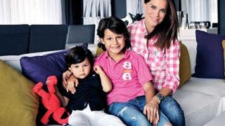 Ebru Şallı'nın oğlu Beren 18 yaşına girdi! Kaslı vücudu hayran bıraktı