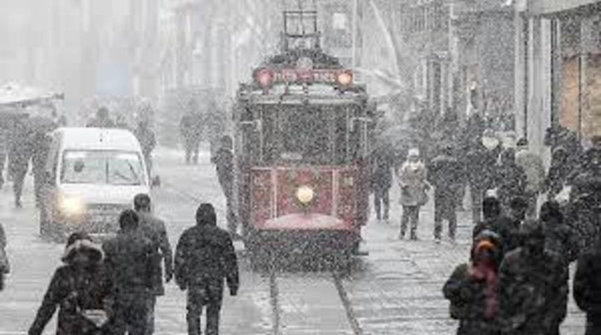 İstanbul'a kar mı yağacak? 1987 yılından bu yana en şiddetli kar fırtınası! İstanbul'a kar ne zaman yağacak? İşte Meteoroloji'nin açıklaması...