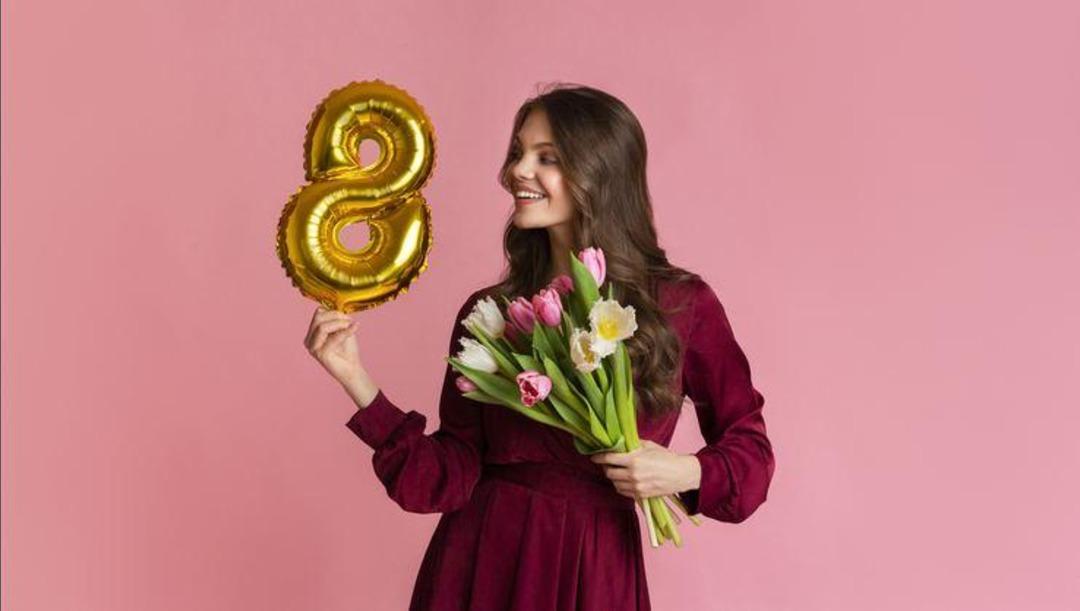 En g&uuml;zel, en duygusal, romantik ve etkileyici D&uuml;nya Kadınlar G&uuml;n&uuml; mesajları ve s&ouml;zleri! Eşe, sevgiliye, anneye &ouml;zel 8 Mart D&uuml;nya Kadınlar G&uuml;n&uuml; mesajları