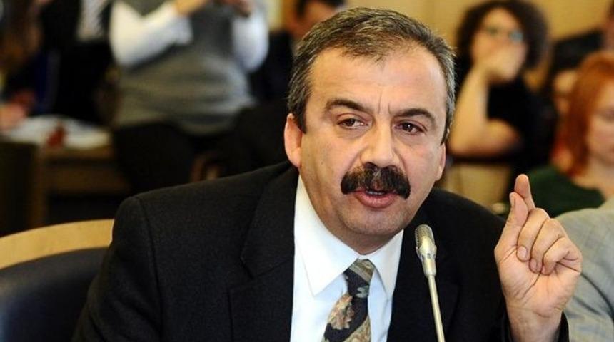 &Ouml;nder'den Emine Erdoğan'a: &Ccedil;ok afedersiniz T&uuml;rk&uuml;m