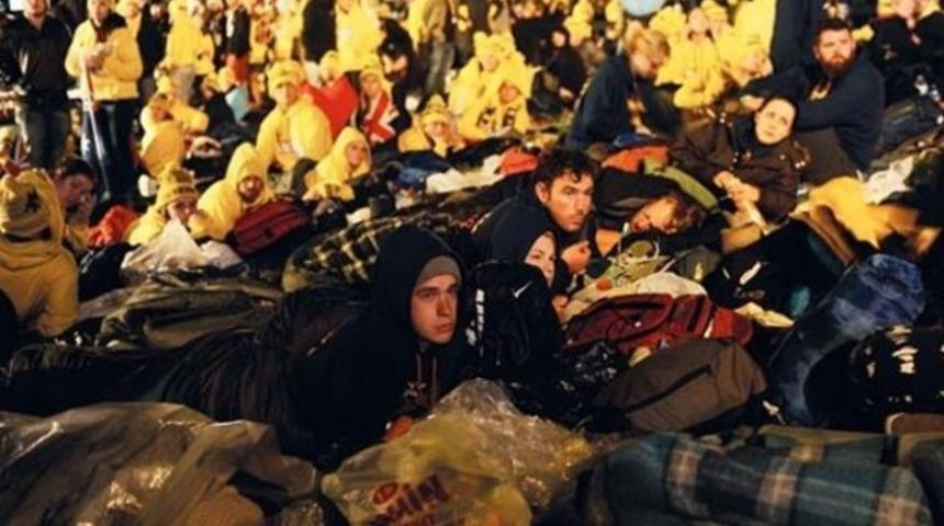 Anzaklara yasak kapıda