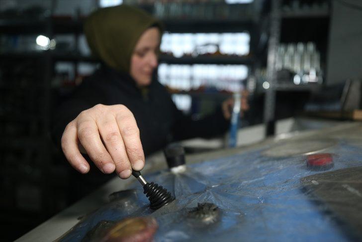 Sanayinin "usta kadınları" çalışma azimleriyle takdir topluyor G3