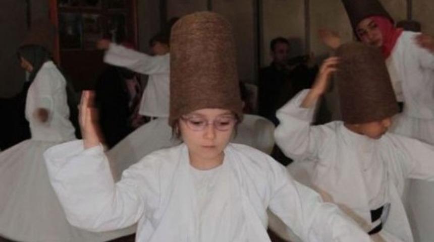 Kız semazenlere izin çıkmadı