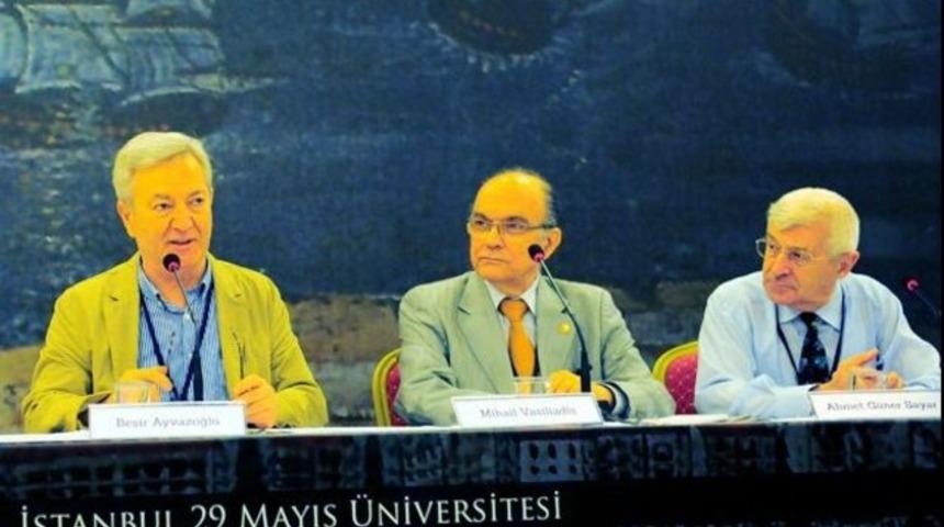 Prof. Sayar: Ezan okunan semtleri korumalıyız