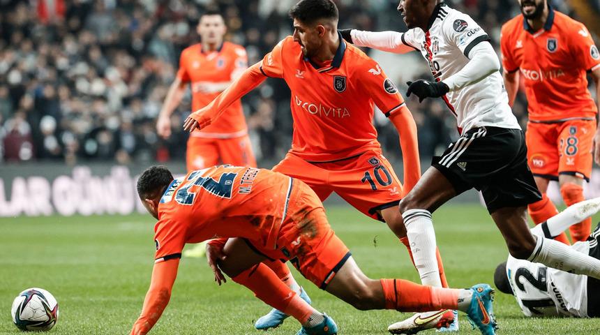 Başakşehir kaçtı, Beşiktaş kovaladı! Gol düellosunda kazanan çıkmadı...