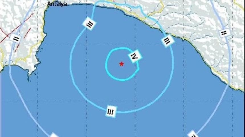 Antalya'da deprem