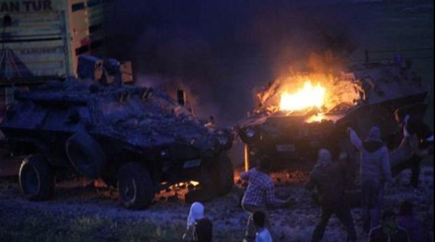 Jandarma &Ouml;zel Harekat'a saldırı: 3 yaralı