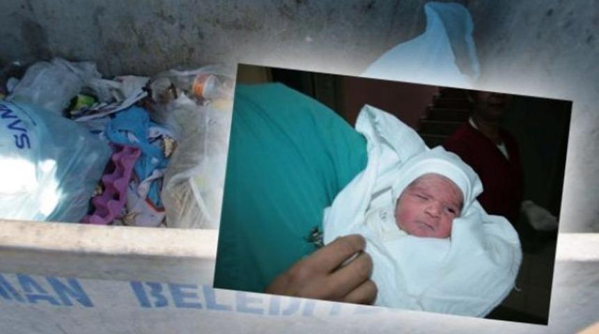 &Ccedil;&ouml;p konteynerinden yeni doğmuş bebek &ccedil;ıktı