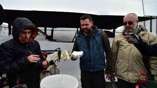 Rus saldırılarına karşı böyle hazırlanıyorlar! Lviv halkı molotofkokteyli yapmayı öğreniyor