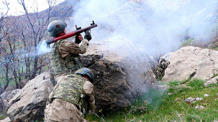 Fırat Kalkanı bölgesinde PKK’ya darbe! 12 terörist etkisiz hale getirildi…