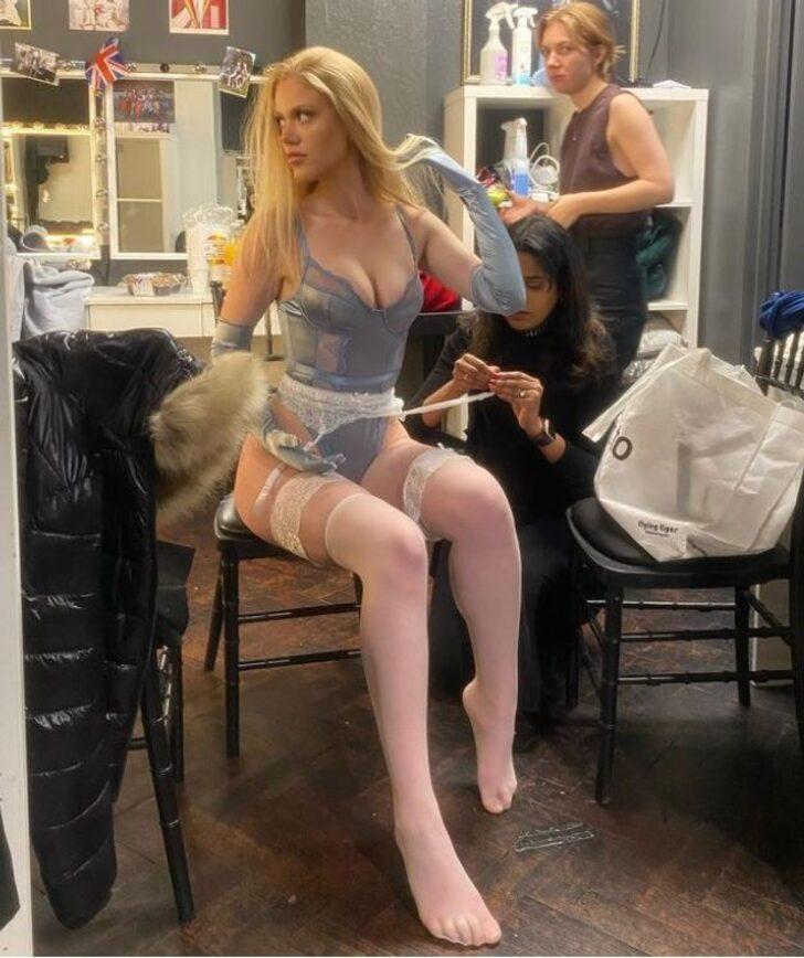 Serel Yereli jartiyerini giyerken paylaştı! Hemen silip yeniden yükledi G2