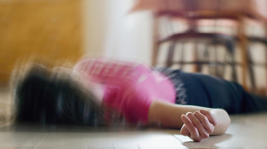 Doğru bilinen yanlışlar: Epilepsi geçirenlere bunları yapmanın faydası yok… 