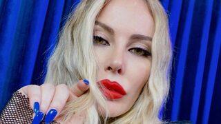 Hande Sarıoğlu Murat Dalkılıç'la aşk yaşadığı iddiasına yanıt verdi!