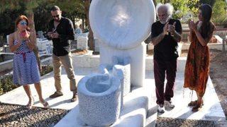 Can Yücel'in kırılan mezar taşı yeniden yapıldı