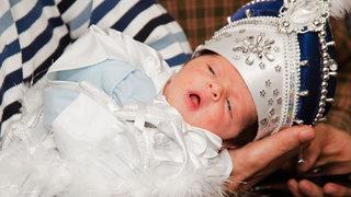 Erkek çocukları ne zaman sünnet olmalı?