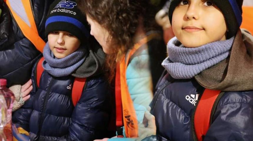 'Kahraman' ilan edildi! Dünya 11 yaşındaki çocuğu konuşuyor, kimliği belli oldu