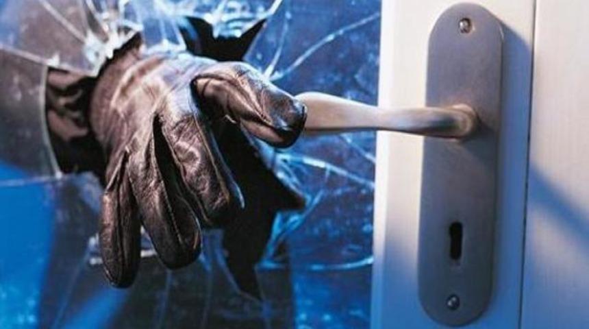 İstanbul Emniyeti'ni soydular