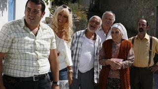 Eyvah Eyvah 2 konusu nedir? Eyvah Eyvah 2 oyuncuları kimlerdir? Eyvah Eyvah 2 nerede çekildi?