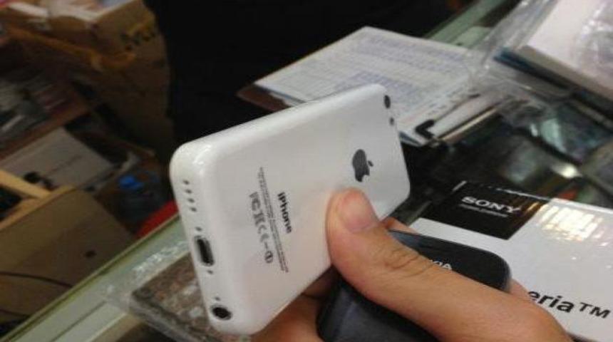 Ucuz iphone&rsquo;dan yeni bir g&ouml;r&uuml;nt&uuml; daha 