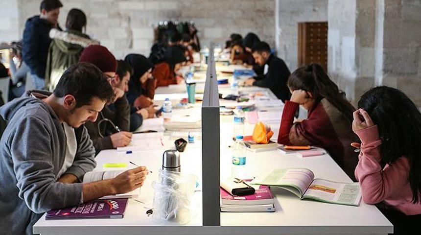 Teklif kabul edildi! İstanbul Ayvansaray Üniversitesinin adı değişti
