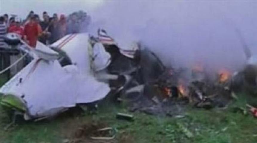Bolivya'da uçak kazası