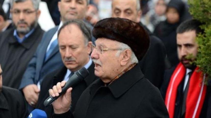 Erbakan ölümünün 3'üncü yılında kabri başında anıldı