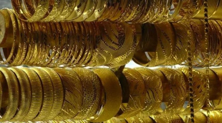 9 Mart 22 ayar altın bilezik fiyatları ne kadar oldu? 9 Mart 2022 Çarşamba 14,18 ve 22 ayar bilezik ve altın fiyatları...