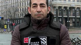 Ukrayna'da savaşı takip eden muhabir Mehmet Altunışık, 8 Mart'ta annesini kaybetti! Acı haberi Kiev'deyken aldı