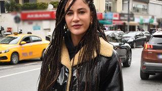 Berrak Tüzünataç yeni imajıyla ilgili konuştu! Sosyal medyaya eğlence çıktı!